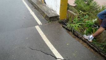 Puente Sacanche en estado de emergencia por lluvias