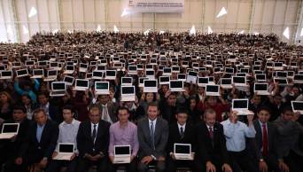 Gobierno Regional de Lima Provincias entregar&aacute;, antes de Junio, laptops a 11, 250 maestros de colegios p&uacute;blicos