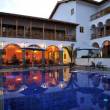 El mejor Hotel del mundo est&aacute; en el Per&uacute;, es el  "Palacio Nazarenas", hotel de 5 estrellas que opera en el Cusco - Seg&uacute;n el Ranking Top Luxury Hotel & Brandt Report  elaborado por el portal  internacional ReviewPro, una empresa vinculada al sector tur&iacute;stico mundial.