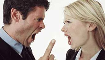 El divorcio por separaci&oacute;n de hecho debe demostrarse con pruebas que confirmen falta de convivencia e interrupci&oacute;n de vida en com&uacute;n entre c&oacute;nyuges