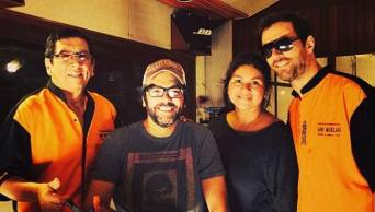 Kevin Johansen cant&oacute; con Los Mirlos de Moyobamba