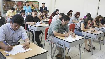 Directores recibir&aacute;n hasta S/. 800 nuevos soles de aprobar evaluaci&oacute;n excepcional - MINEDU