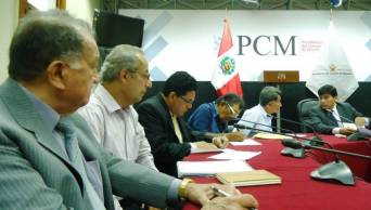 Acuerdan viabilizar proyecto de agua y desag�e, entre otras demandas sociales a favor de la provincia de Tocache