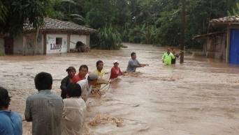Consejo Regional de San Mart&iacute;n declara en emergencia a 4 provincias de esa regi&oacute;n afectadas por las inundaciones