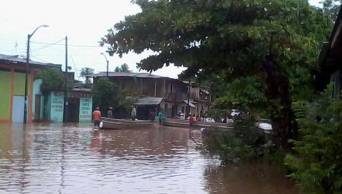 Aumenta caudal del r&iacute;o Huallaga y amenaza con inundar a 35 localidades de regi&oacute;n San Mart&iacute;n
