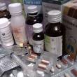 EsSalud recomienda almacenar, de manera adecuada, los medicamentos para evitar alteraciones a causa del calor - Destacados m&eacute;dicos especialistas advierten que jam&aacute;s deben consumirse si presentan cambios de color o consistencia, aunque no haya caducado.