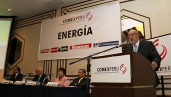 ProInversi&oacute;n desarrollar&aacute; proyecto de distribuci&oacute;n del gas natural por redes de ductos en 8 regiones del pa&iacute;s