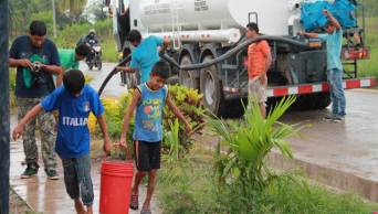 Instalan planta de tratamiento port&aacute;til de agua potable en  poblado de Puerto Rico, provincia de Picota, en San Mart&iacute;n