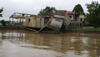 Lluvias y huaycos dejan 6,344 damnificados y 77,534 afectados en San Mart&iacute;n y otras 21 regiones del pa&iacute;s