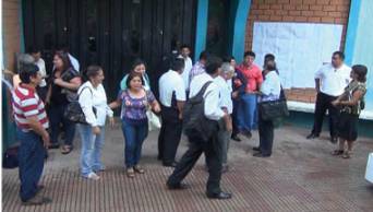 Malestar y preocupaci&oacute;n por suspensi&oacute;n de adjudicaci&oacute;n de plazas para directores y subdirectores, en San Mart&iacute;n
