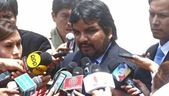 Proponen romper viejos estilos y antiguas pr&aacute;cticas de clientelismo pol&iacute;tico, para mejorar la pol&iacute;tica peruana