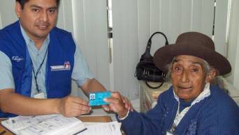 Ampl&iacute;an hasta diciembre de 2015 el servicio de entrega gratuita de DNI en campa&ntilde;as de documentaci&oacute;n a nivel nacional
