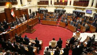 Congreso aprob&oacute; reforma constitucional que proh&iacute;be la reelecci&oacute;n inmediata de presidentes regionales y alcaldes provinciales