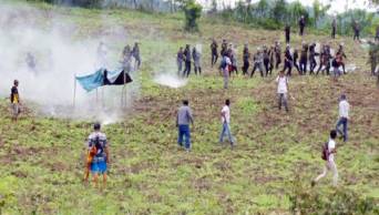 Desalojan a 500 invasores de un terreno perteneciente a la Universidad  Agraria de La Molina, en Tarapoto