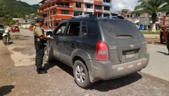 En sorpresivo operativo, decomisan permisos de lunas polarizadas tramitadas de manera irregular, en Tarapoto