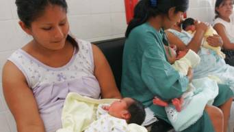 Congreso aprob&oacute; aumentar 15 d&iacute;as m&aacute;s licencias por maternidad que antes era 90 d&iacute;as, hoy ser&aacute; 105 d&iacute;as