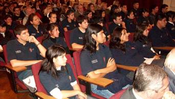 Alrededor del 80 % de peruanos entre 15 y 24 a&ntilde;os, tiene  serias dificultades para insertarse en el mercado laboral