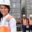 En el Per&uacute;, las mujeres trabajan 9 horas semanales m&aacute;s que los hombres, pero sus ingresos econ&oacute;micos son menores - La brecha de los ingresos entre mujeres y hombres es m&aacute;s amplia en el &aacute;rea rural, donde ellas ganan el 55,4% del ingreso de ellos