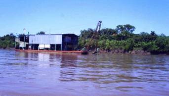 R&iacute;o Mara&ntilde;&oacute;n a 13 cent&iacute;metros de alcanzar su m&aacute;ximo nivel hist&oacute;rico, alert&oacute; el Senamhi