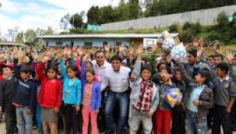 En Cajamarca propone adelantar clausura del a&ntilde;o escolar 2015 como medida de prevenci&oacute;n por el fen&oacute;meno El Ni&ntilde;o