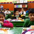 Programa Qali Warma tambi&eacute;n brinda servicio alimentario los s&aacute;bados en San Mart&iacute;n y otras 10 regiones declaradas en emergencia - Independientemente de ello, continua brindando este servicio diario en todas las instituciones educativas donde se est&eacute;n desarrollando labores escolares, se inform&oacute;.