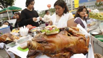 Lamas celebr&oacute; su 359� aniversario de fundaci&oacute;n espa&ntilde;ola con el I Festival Gastron&oacute;mico de la Carne de Cerdo 2015