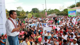 Presidente Ollanta Humala inaugur&oacute; puente vial y acceso vehicular en la regi&oacute;n San Mart&iacute;n
