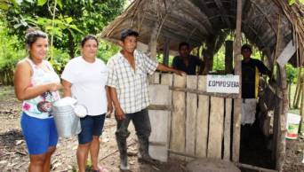 MIDIS supervisa trabajo de programas sociales en localidades de Loreto