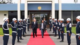 Presidente Ollanta Humala viaj&oacute; a Par&iacute;s, Francia para participar en la COP21 que se inaugura este lunes 30