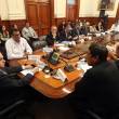 En reuni&oacute;n con el presidente de la PCM, autoridades del Ejecutivo y la regi&oacute;n Madre de Dios acordaron continuar di&aacute;logo - Para buscar pronta soluci&oacute;n al paro regional que realizan las autoridades de esas regi&oacute;n contra los decretos supremos sobre la miner&iacute;a y tala ilegal.