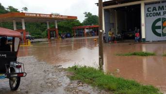 Al menos 52 familias damnificadas causa desborde de r&iacute;o en la regi&oacute;n San Mart&iacute;n