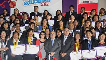 Minedu premi&oacute; a 133 maestros, ganadores del III Concurso Nacional de Buenas Pr&aacute;cticas Docentes