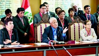 Firmas de las exautoridades universitarias ya no tienen validez porque su mandato concluy&oacute; el 31 de diciembre