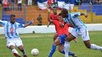 Alianza Atl&eacute;tico aplast&oacute; 4-1 al �poderoso� Uni&oacute;n Comercio con triplete de colombiano Aponz&aacute;