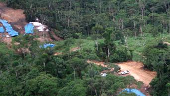 Ministra de Energ&iacute;a y Minas asegura que se sancionar&aacute;, dr&aacute;sticamente, a responsables del derrame de petr&oacute;leo
