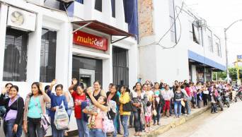 San Mart&iacute;n: M&aacute;s de 30,000 familias usuarias del Programa Social Juntos, comenzaron a cobrar incentivos monetarios