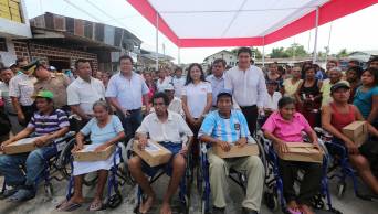 San Mart&iacute;n: Autoridades regionales y locales reafirmaron, con la ministra de la Mujer, su compromiso de luchar contra la violencia familiar y sexual