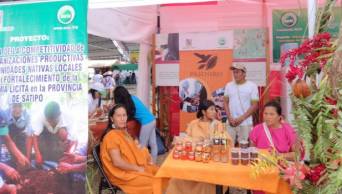 Jun&iacute;n: Expiden registro sanitario a asociaci&oacute;n de productores nativos nomatsiguengas para elaborar derivados del cacao