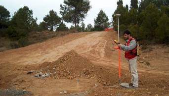 Asfaltado de la carretera en la margen izquierda del r&iacute;o Mayo, se viene ejecutando de acuerdo al cronograma establecido