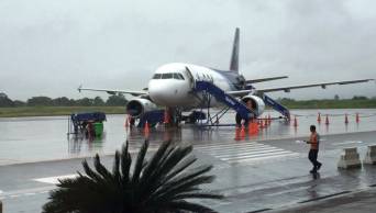 Rayo impacta en avi&oacute;n de LAN que viajaba de Lima a Tarapoto sin causar da&ntilde;os