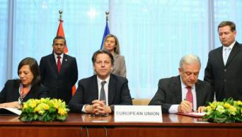 Desde hoy los peruanos ya pueden ingresar sin visa a 30 pa&iacute;ses de Europa, tras la eliminaci&oacute;n de la visa Schengen