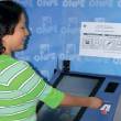 Elecciones 2016: Electores de 30 distritos de Lima y el Callao usar&aacute;n "Voto electr&oacute;nico", el pr&oacute;ximo 10 de abril - A continuaci&oacute;n les explicamos los nueve pasos sencillos que se tienen que seguir para sufragar bajo esta nueva modalidad, seg&uacute;n la ONPE