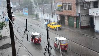 Hu&aacute;nuco: Tingo Mar&iacute;a soport&oacute; una lluvia torrencial acompa&ntilde;ada de tormenta el&eacute;ctrica, esta madrugada