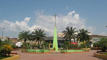 Con exhibici&oacute;n de pinturas amaz&oacute;nicas empieza programa por 234 aniversario de Tarapoto