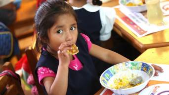 San Mart&iacute;n: 1,035 escolares de pueblos ind&iacute;genas reciben alimentos de Qali Warma
