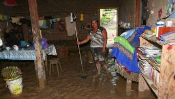SAN MART�N: Cifra de damnificados por inundaciones aument&oacute; a 638 familias