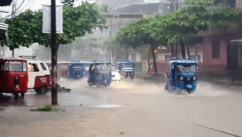 Tingo Mar&iacute;a y otras localidades de Hu&aacute;nuco soportan una lluvia intensa
