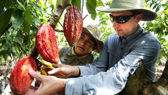 Alcaldes peruanos promover&aacute;n caf&eacute; y cacao en Congreso de Estados Unidos