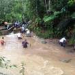 R&iacute;o Cumbaza erosiona calle en distrito de Morales en la regi&oacute;n San Mart&iacute;n - 
