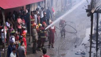 Incendio en Bel&eacute;n deja una herida y 18 viviendas destruidas - Loreto
